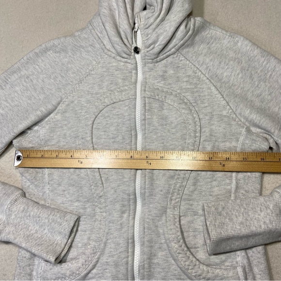 LULULEMON Womens Calm & Cozy Jacket Light Gray Size 4 - Picture 12 of 13